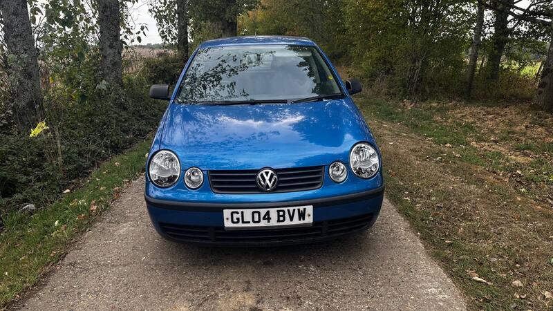 2004 Volkswagen Polo — photo 2