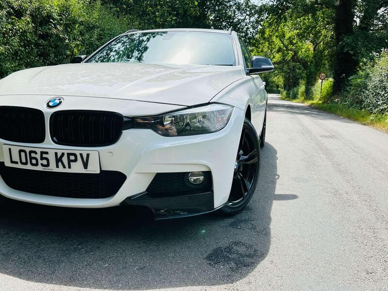BMW 3 Series view 4