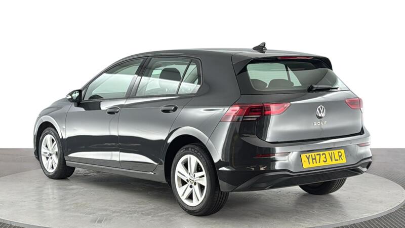 Volkswagen Golf view 6