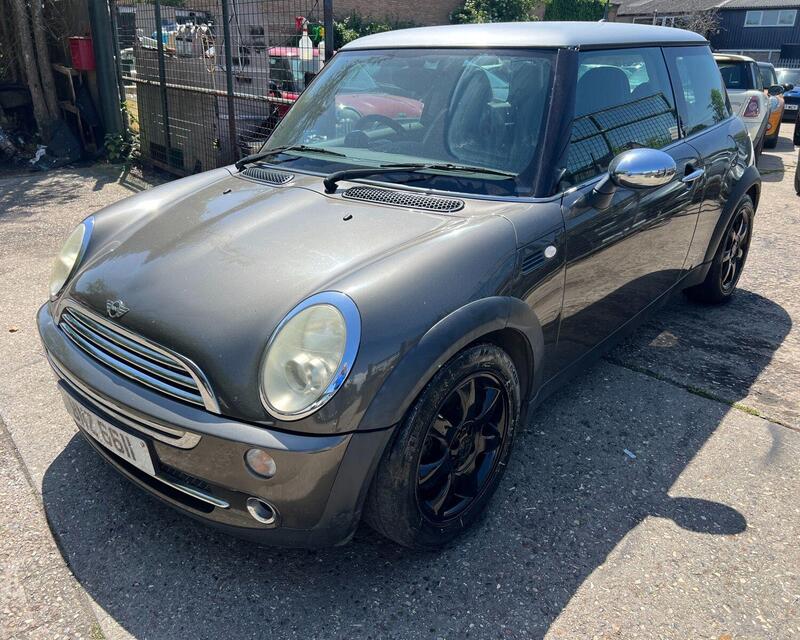 Mini Cooper view 4