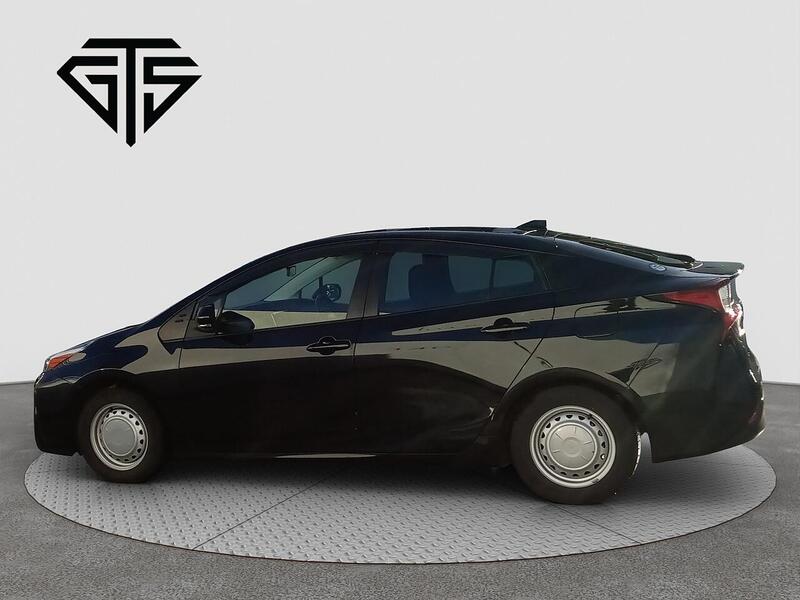Toyota Prius view 6
