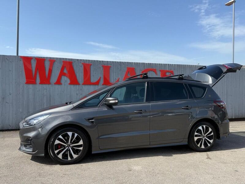 Ford S-Max view 4