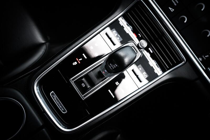 Porsche Panamera view 4