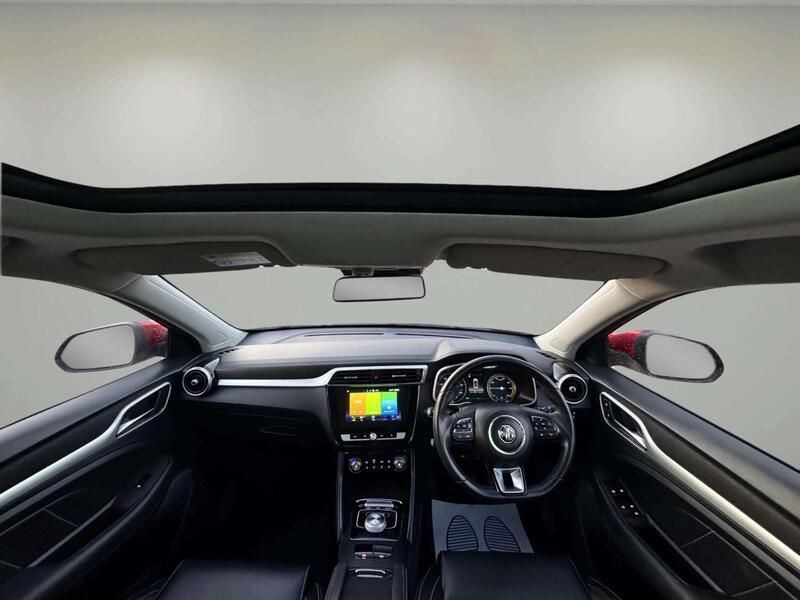 MG ZS view 4