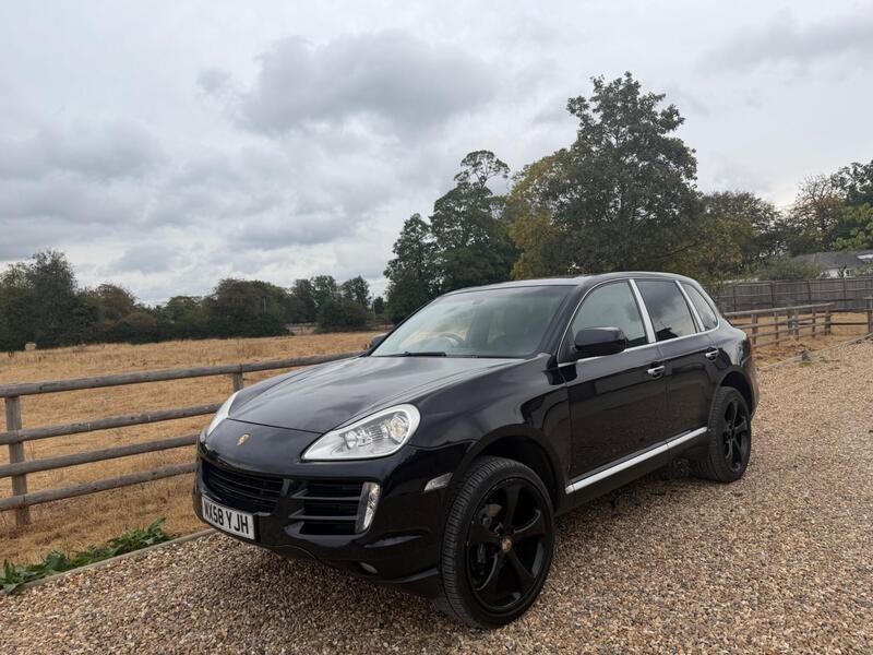 Porsche Cayenne view 6