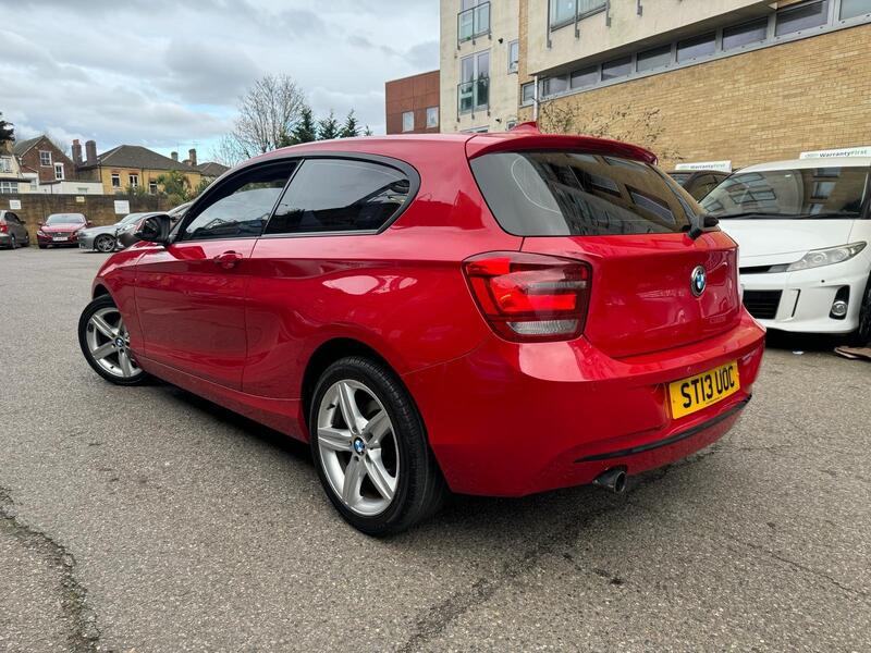 BMW 1 Series view 7