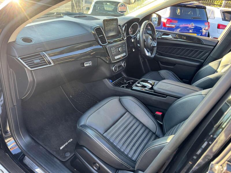 Mercedes-Benz Mercedes-Benz GLE view 3