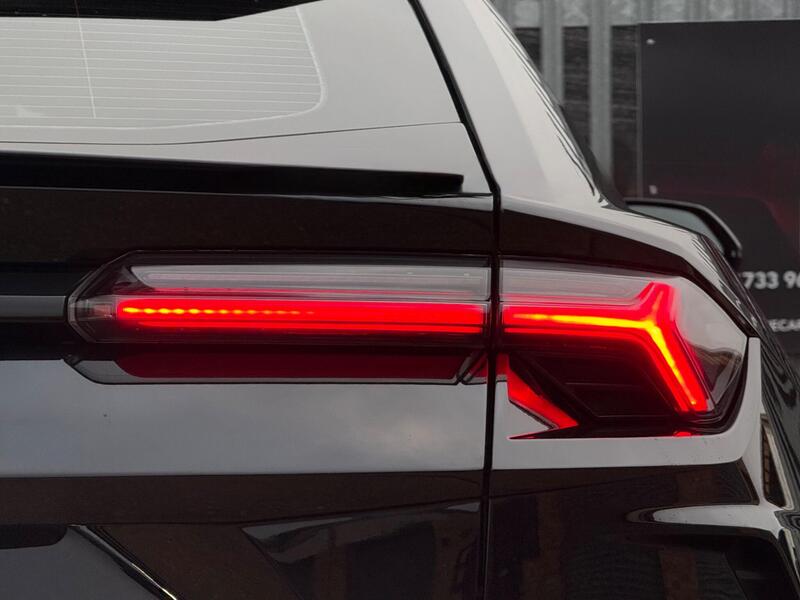 2021 Lamborghini Urus - AutoTrader Import