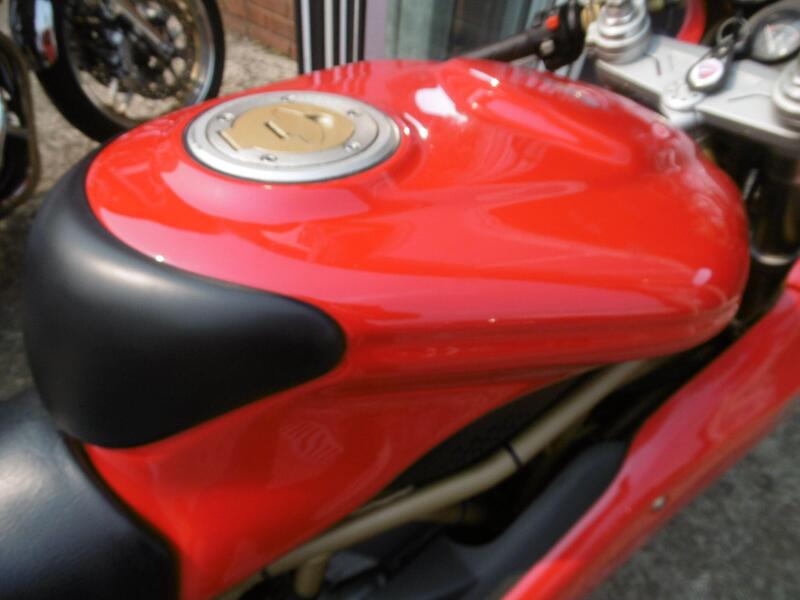 Image 16 / 45
