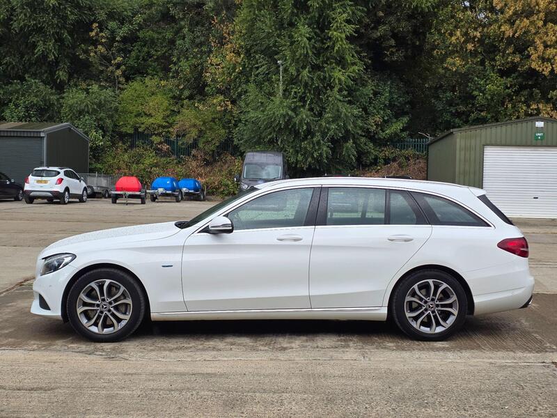 2017 Mercedes-Benz C Class 2.0 C350e 6.4kWh Sport G-Tronic+ Euro 6 (s/s) 5dr interior or exterior view