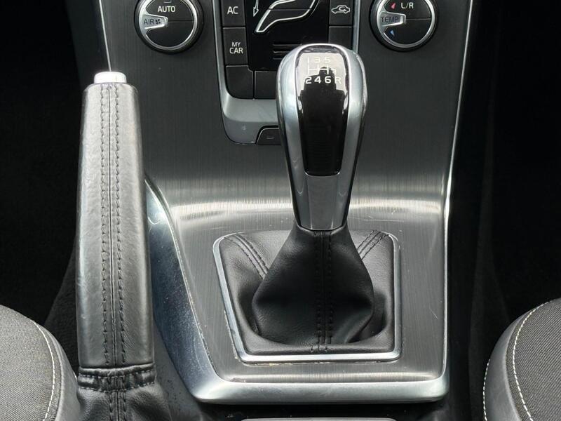 2016 Volvo V40 - AutoTrader Import