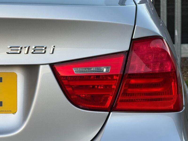 2010 BMW 3 Series - AutoTrader Import