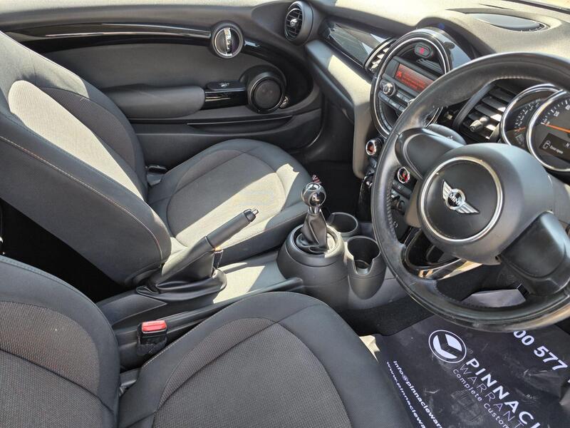MINI Hatch 1.5 Cooper Euro 6 (s/s) 3dr 2014 — view 29