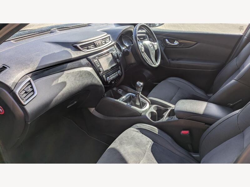2017 Nissan Qashqai - AutoTrader Import