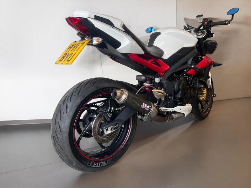 2017 Triumph Street Triple 675 - AutoTrader Import