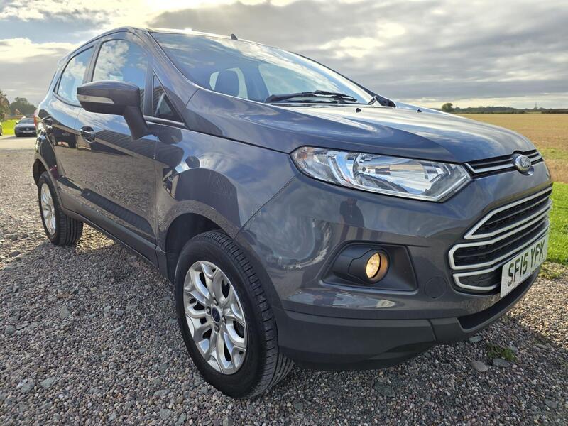 Ford EcoSport 1.0T EcoBoost Zetec 2WD Euro 6 (s/s) 5dr 2015 — view 5