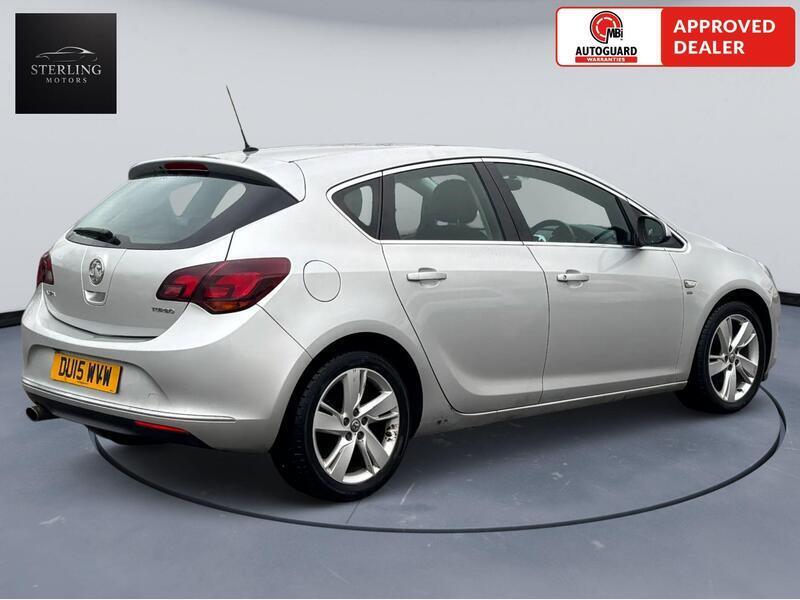 2015 Vauxhall Astra - exterior
