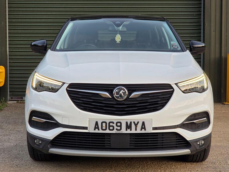 2019 Vauxhall Grandland X 1.5 Turbo D BlueInjection Sport Nav Euro 6 (s/s) 5dr interior or exterior view