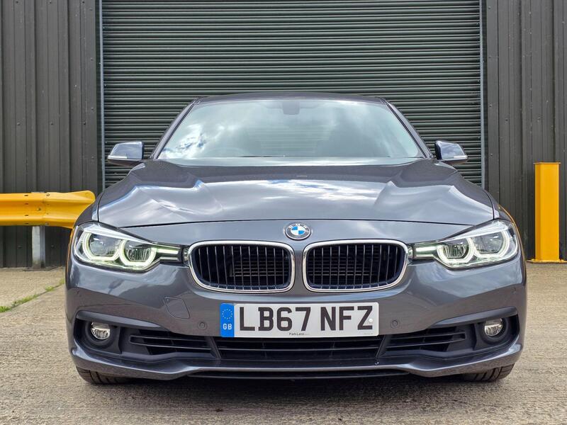 2017 BMW 3 Series 2.0 330e 7.6kWh SE Auto Euro 6 (s/s) 4dr interior or exterior view