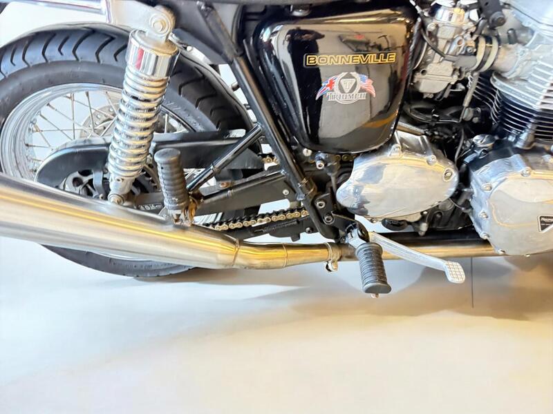 2002 Triumph Bonneville 790 - AutoTrader Import