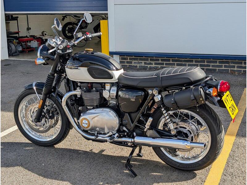 2023 Triumph Bonneville T120 - AutoTrader Import
