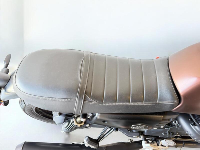 2020 Moto Guzzi V7 - AutoTrader Import