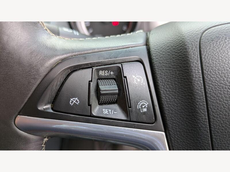 2015 Vauxhall Mokka - AutoTrader Import