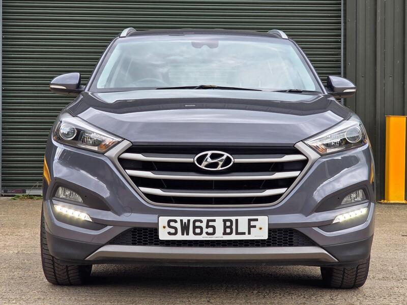 2015 Hyundai TUCSON 1.6 GDi Blue Drive SE Nav Euro 6 (s/s) 5dr interior or exterior view