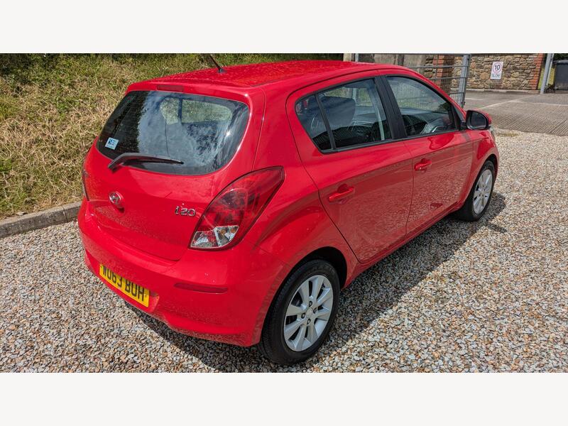 2013 Hyundai i20 - AutoTrader Import