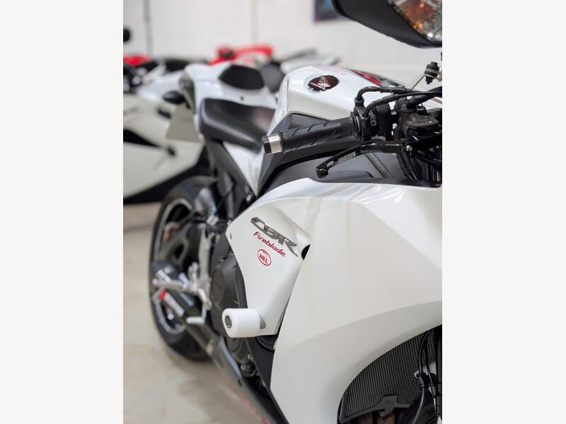 2014 Honda CBR1000RR Fireblade - AutoTrader Import