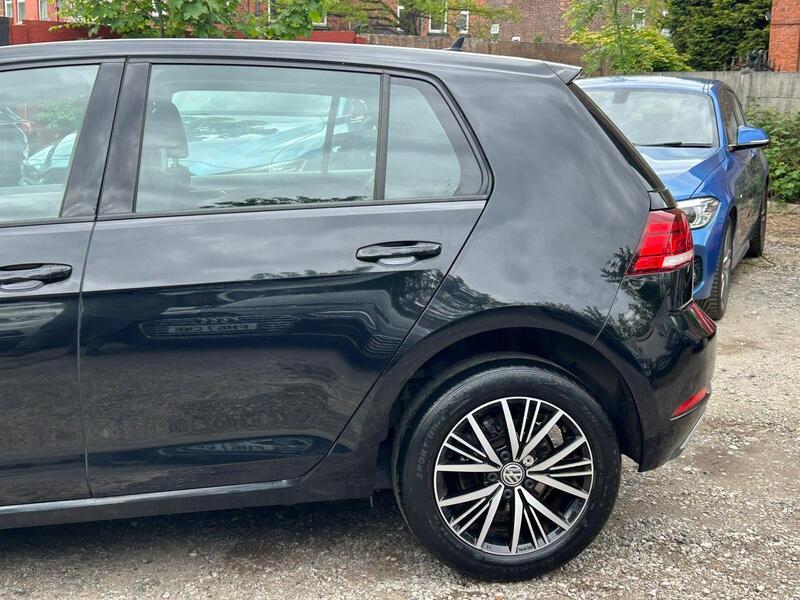 2018 Volkswagen Golf - AutoTrader Import