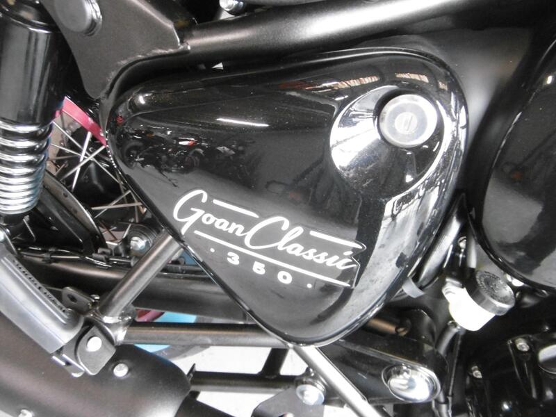 Image 4 / 14
