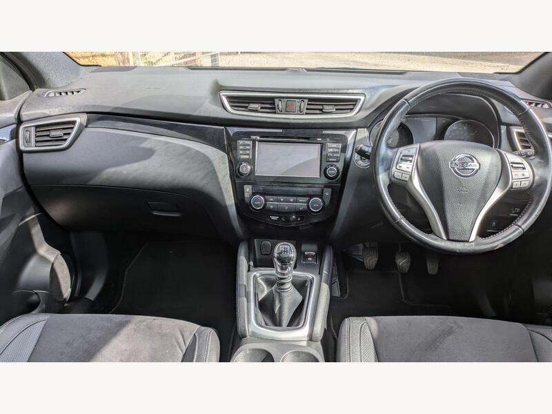 2017 Nissan Qashqai - AutoTrader Import