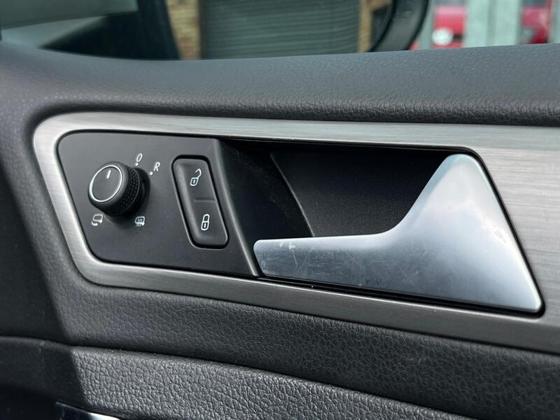 2015 Volkswagen Golf - AutoTrader Import