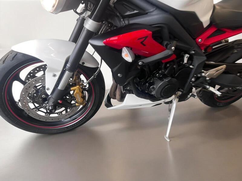 2017 Triumph Street Triple 675 - AutoTrader Import