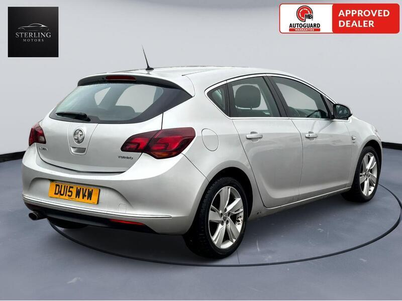 2015 Vauxhall Astra - exterior