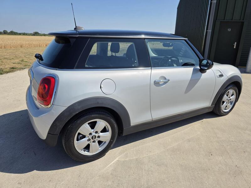 MINI Hatch 1.5 Cooper Euro 6 (s/s) 3dr 2014 — view 9