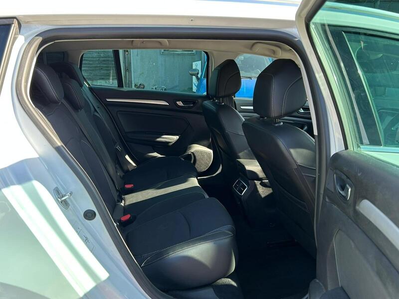 2021 Renault Megane - AutoTrader Import
