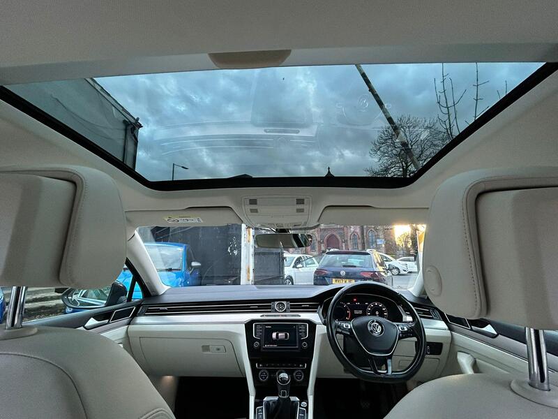 2017 Volkswagen Passat - AutoTrader Import