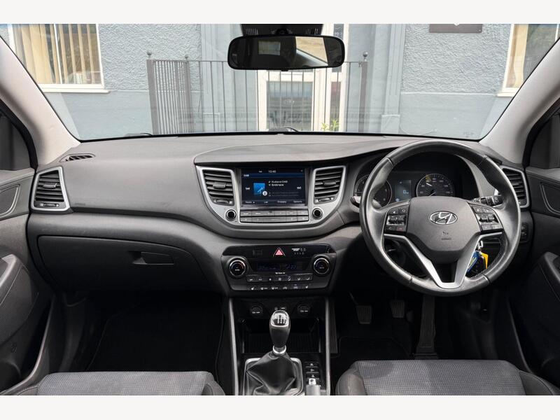 2015 Hyundai TUCSON - AutoTrader Import