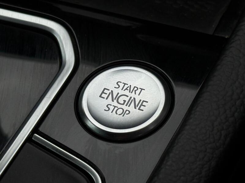 2019 Volkswagen Passat - AutoTrader Import