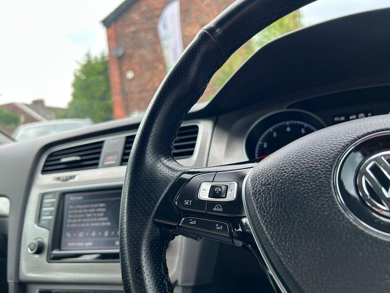 2016 Volkswagen Golf - AutoTrader Import