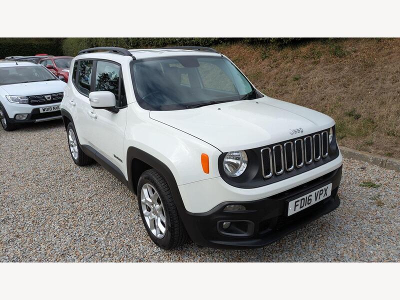WHITE 2016 Jeep Renegade - AutoTrader Import