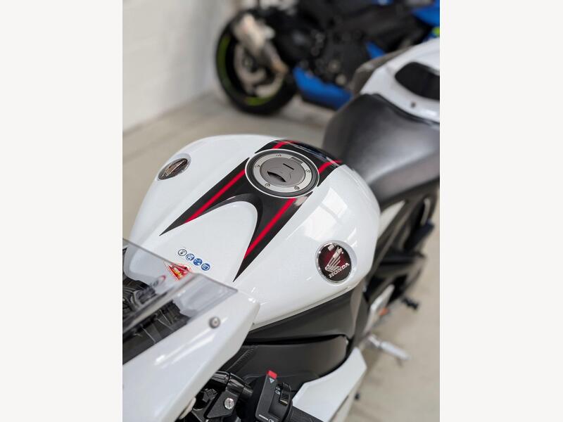 2014 Honda CBR1000RR Fireblade - AutoTrader Import