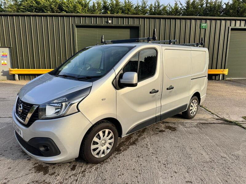2021 Nissan NV300 2.0 dCi 28 Acenta L1 H1 Euro 6 4dr interior or exterior view