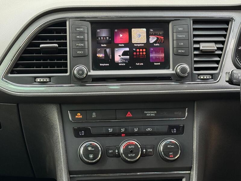 White 2017 SEAT Leon - AutoTrader Import