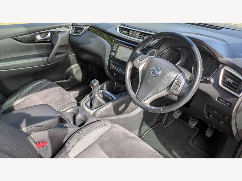 2017 Nissan Qashqai - AutoTrader Import