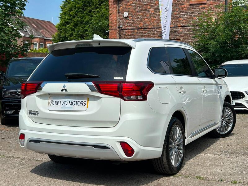 2021 Mitsubishi Outlander - AutoTrader Import