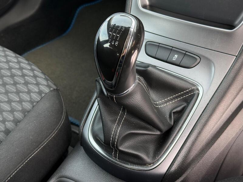2017 Vauxhall Astra - AutoTrader Import