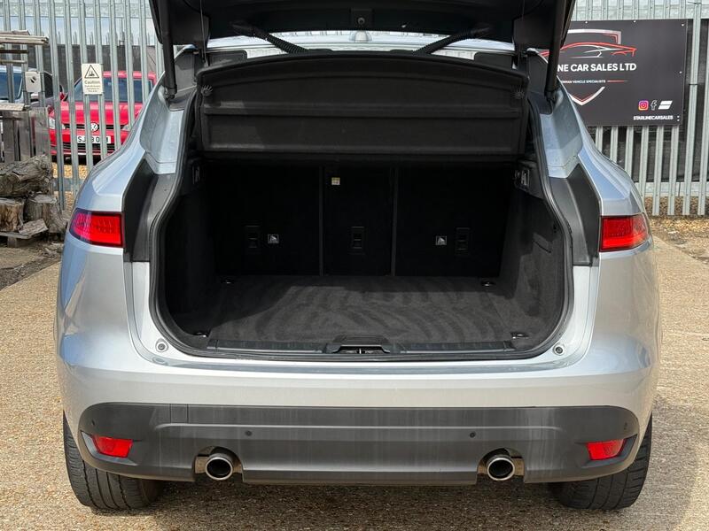 2018 Jaguar F-PACE - AutoTrader Import